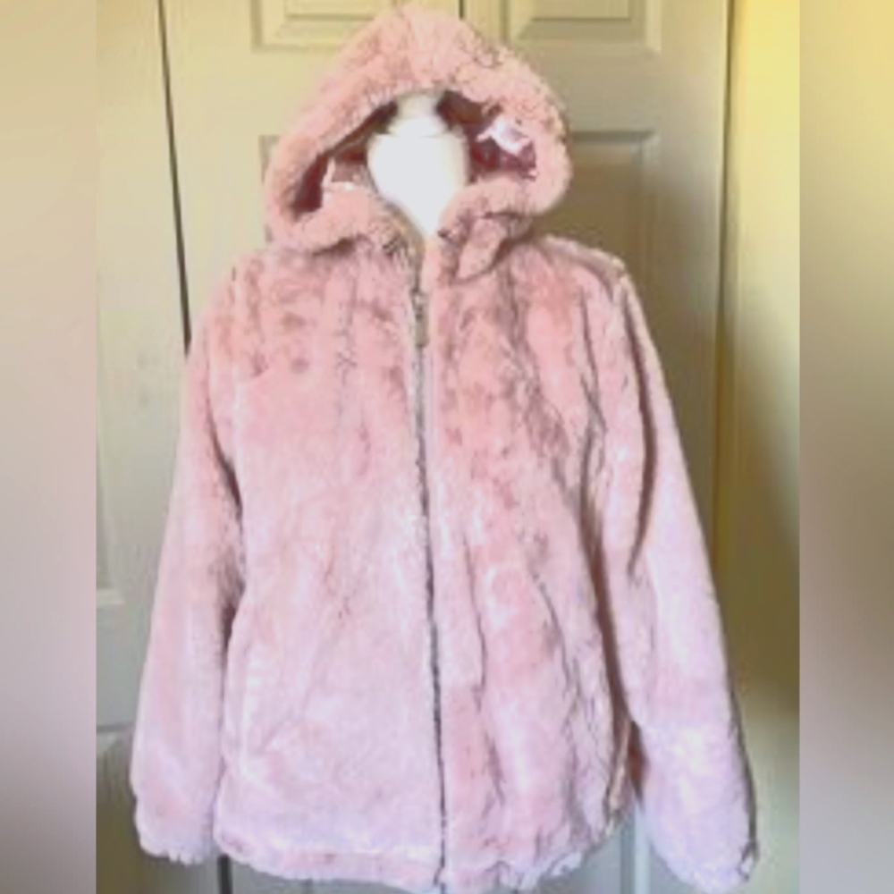 JouJou pink faux fur, plush style full zipper hooded jacket in Large